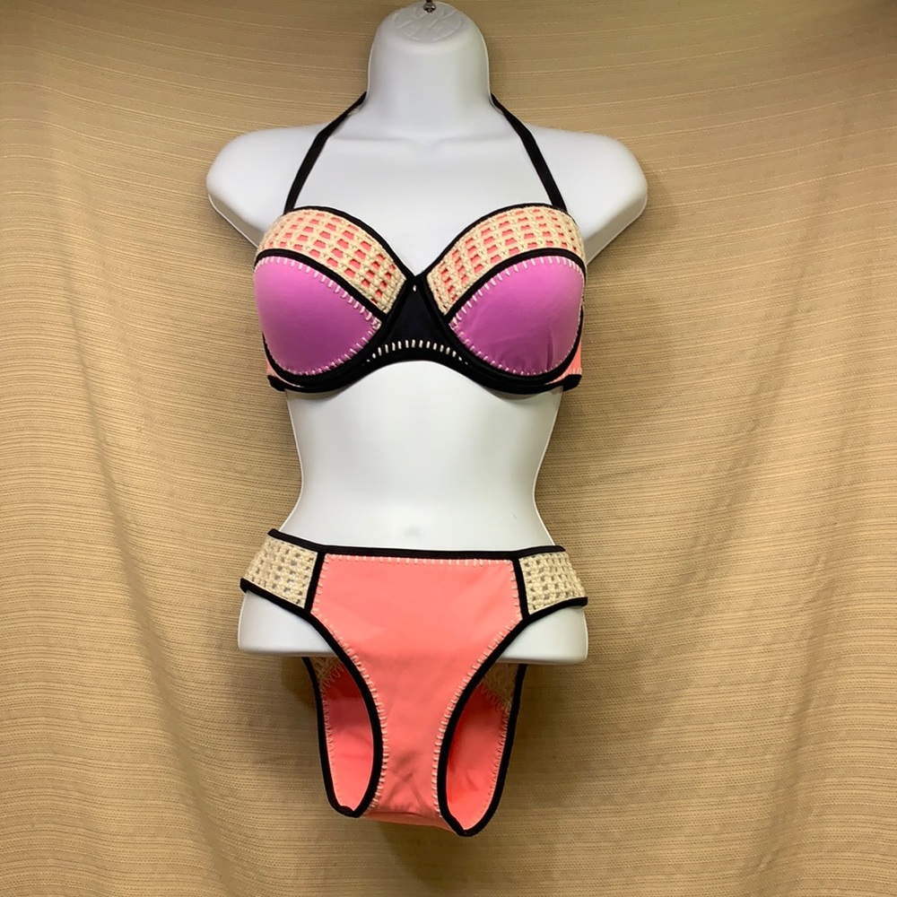 Victoria's Secret Flirt Bandeau Crochet Bikini 36D Colorblock Coral Purple Med